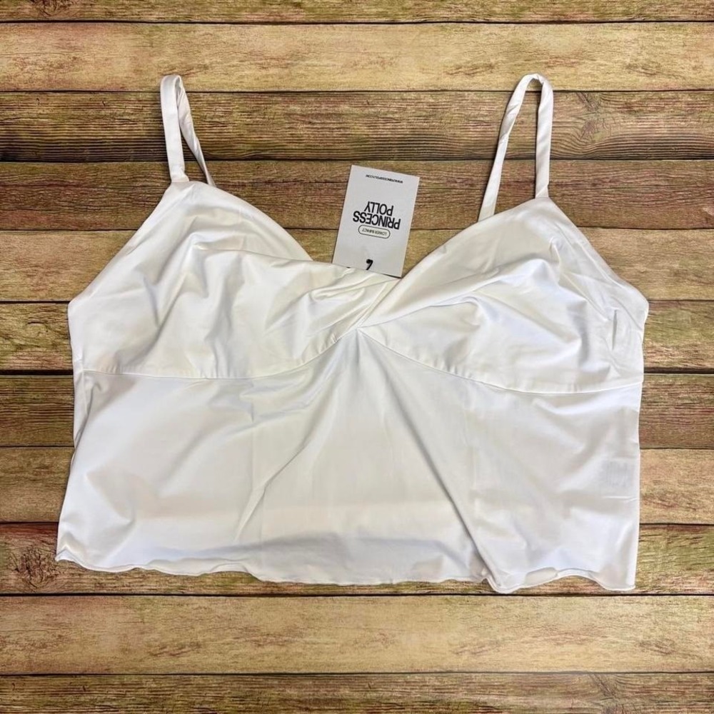 NWT Princess Polly White Crop Top Tank, Greyer Top‎ White CurveBrand new w/ tag